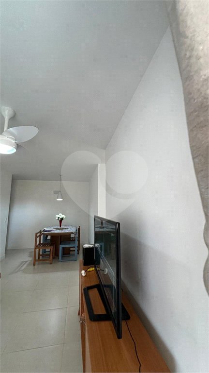 Apartamento à venda com 3 quartos, sendo 1 suíte, em Vila Nova, Cabo Frio, RJ