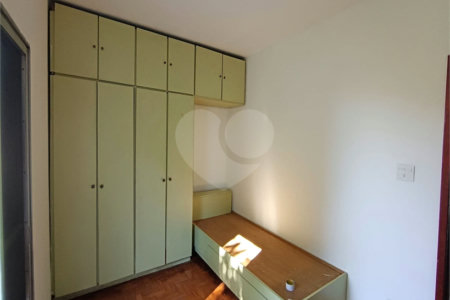 Sobrado à venda com 3 quartos em Chora Menino, São Paulo, SP