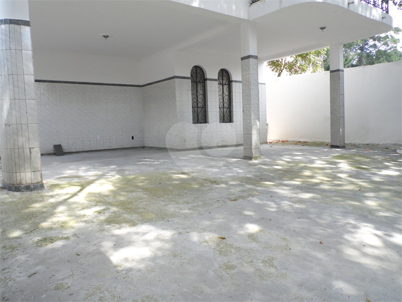 Casa à venda com 5 quartos, sendo 3 suítes, em Vila São Francisco, São Paulo, SP