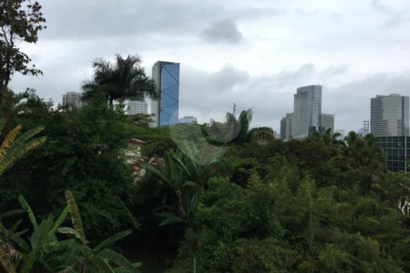 Casa à venda com 5 quartos, sendo 4 suítes,  em Vila Tramontano, São Paulo, SP