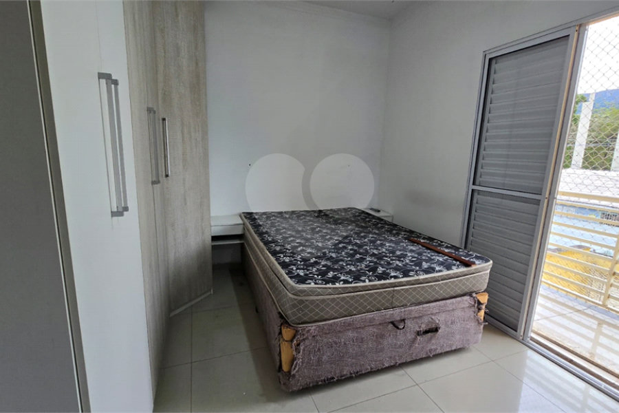 Sobrado à venda com 3 quartos, sendo 1 suíte, em Vila Clarice, São Paulo, SP