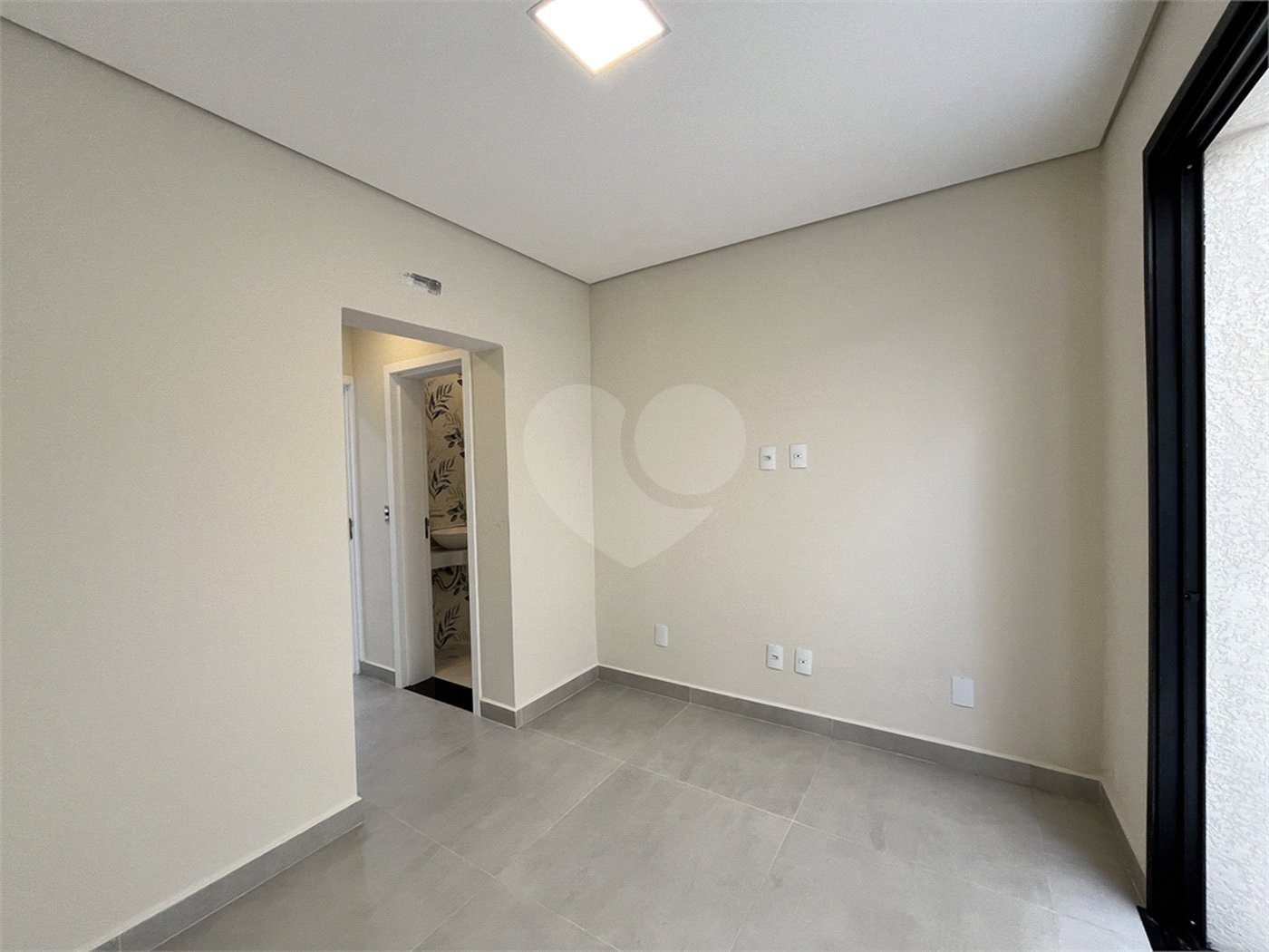 Casa à venda com 4 suítes no condomínio Mont Blanc, Sorocaba - SP