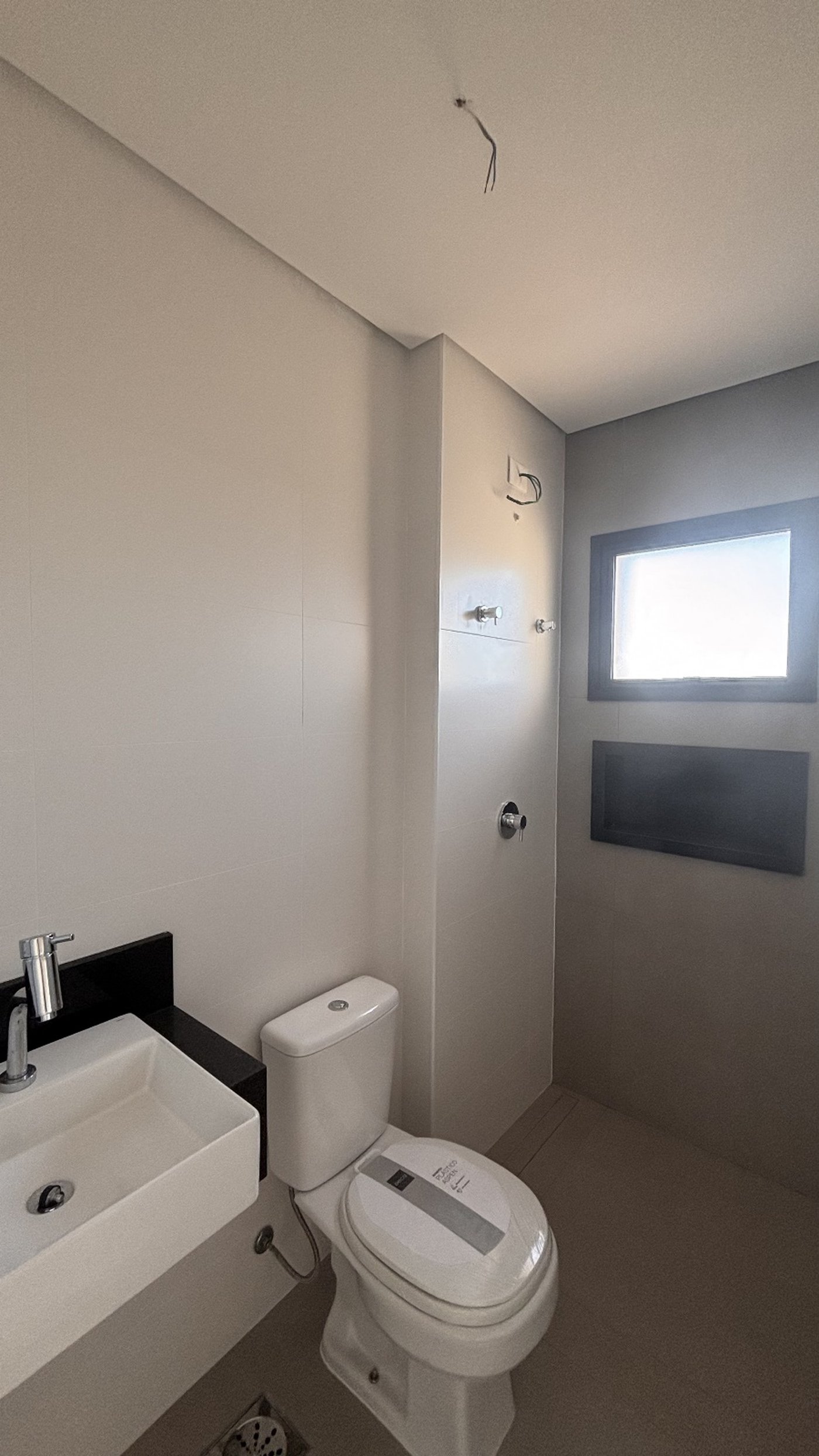 Apartamento à venda com 3 suítes em Edifício Majestic, Presidente Prudente, SP