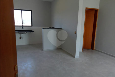 Apartamento à venda com 2 quartos no Centro, Bom Jesus dos Perdões, SP