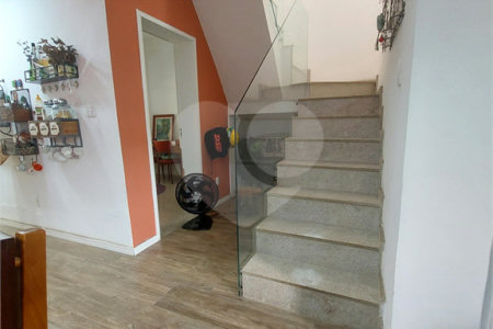 Casa de Vila à venda com 3 quartos, sendo 1 suíte,  em Tijuca, Rio de Janeiro, RJ