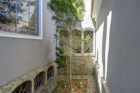Casa à venda com 5 quartos, sendo 3 suítes, em Alto da Boa Vista, São Paulo, SP