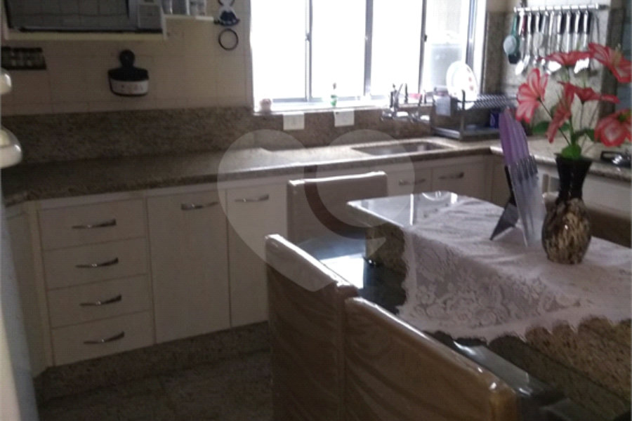 Sobrado à venda com 3 quartos em Vila Nova Cachoeirinha, São Paulo, SP