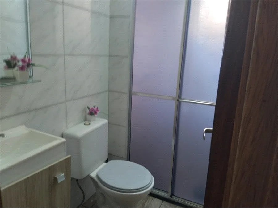 Apartamento à venda com 2 quartos em Jardim Ísis, Cotia, SP
