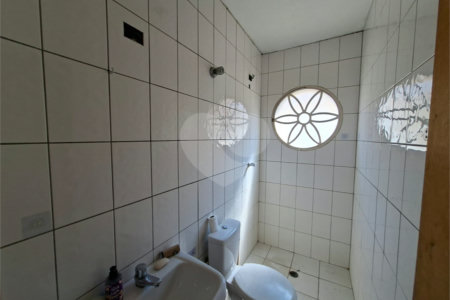 Sobrado à venda com 3 quartos, sendo 1 suíte,  em Jardim Esmeralda, São Paulo, SP