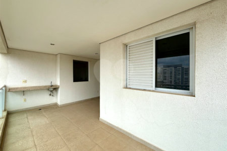 Apartamento à venda com 2 quartos, sendo 1 suíte, em Alto da Boa Vista, São Paulo, SP