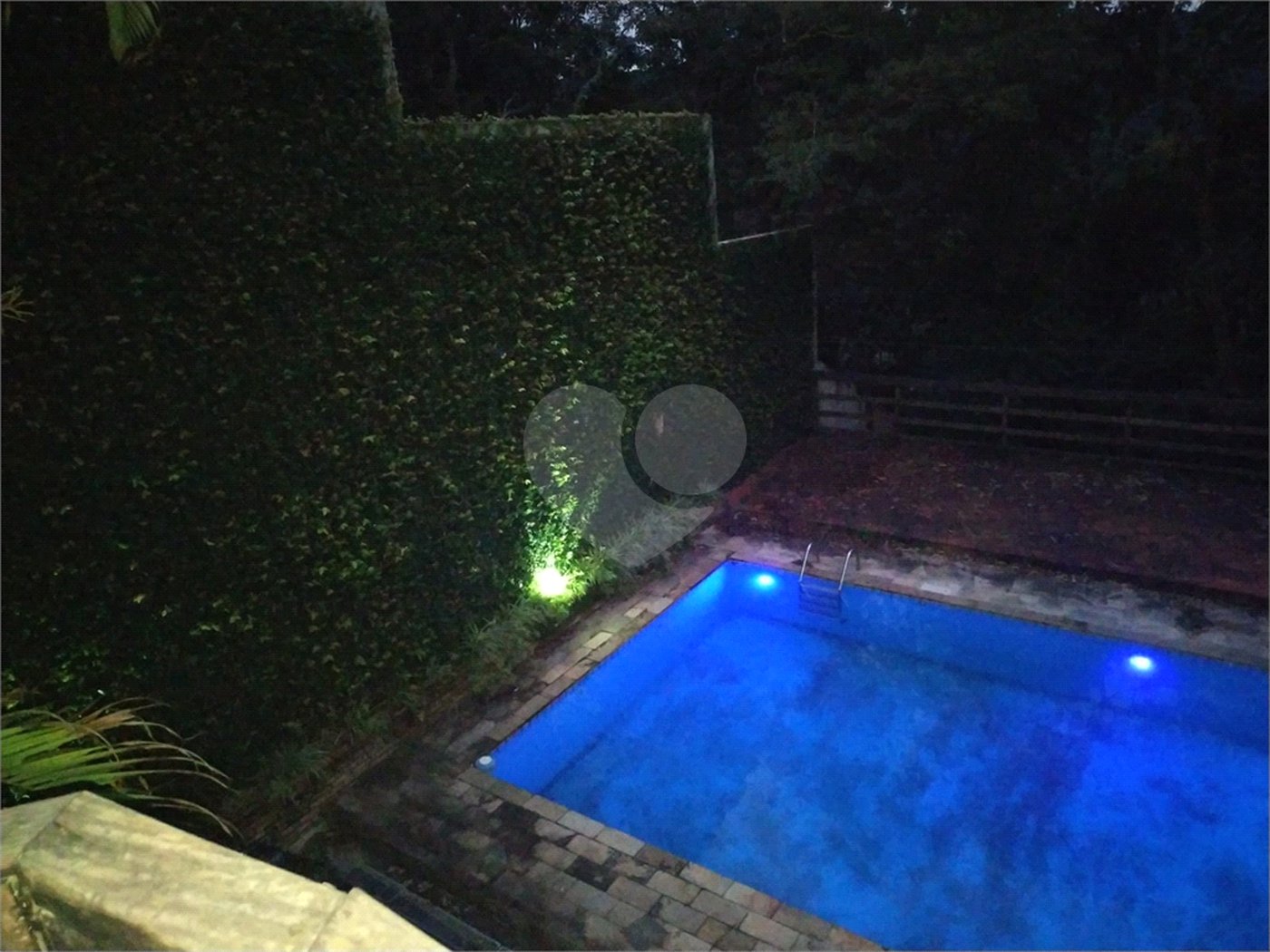 Casa à venda com 3 suítes no condomínio Alpes da Cantareira, Mairiporã - SP