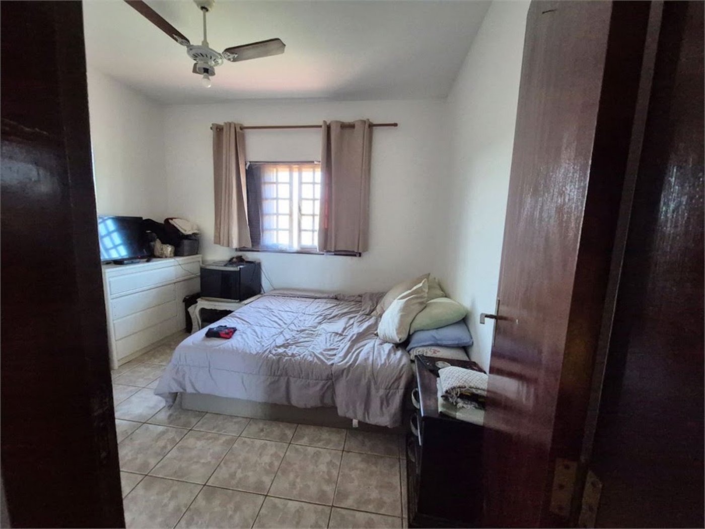 Chácara com 3 dormitórios à venda, 1200 m² por R$ 870.000,00 - Condomínio Ninho Verde II - Pardinho/SP