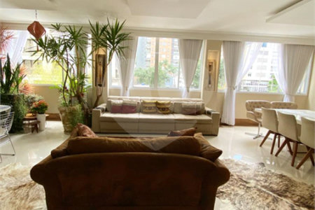Apartamento à venda ou para alugar com 3 quartos, sendo 1 suíte, em Jardim Paulista, São Paulo, SP