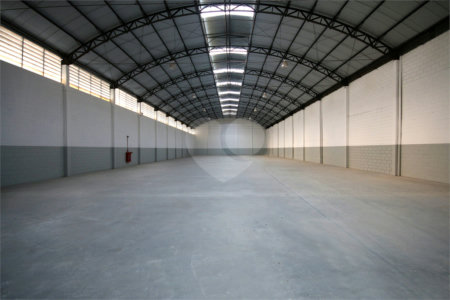 Sala para alugar em Protestantes, Votorantim, SP