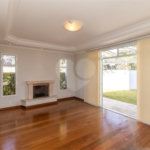 Casa à venda com 4 quartos, sendo 2 suítes, no condomínio Stephanie, São Paulo - SP