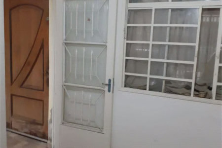 Sobrado à venda com 4 quartos, sendo 1 suíte, em Jardim Germânia, São Paulo, SP