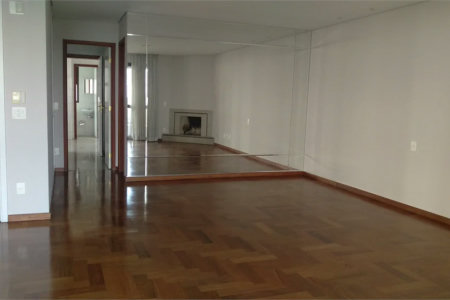 Apartamento à venda com 4 suítes em Vila Suzana, São Paulo, SP