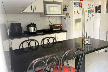 Casa à venda com 3 quartos, sendo 1 suíte, no condomínio Villagio Vicino, São Paulo - SP