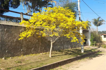Chácara à venda com 3 suítes em Pavão (canguera), São Roque, SP