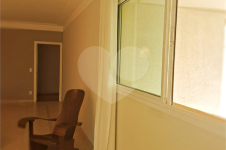 Apartamento à venda com 4 quartos, sendo 2 suítes,  em Vila Sfeir, Indaiatuba, SP