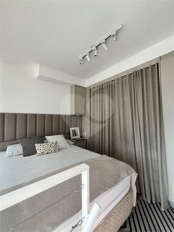 Apartamento à venda com 1 quarto em Jardim das Acácias, São Paulo, SP