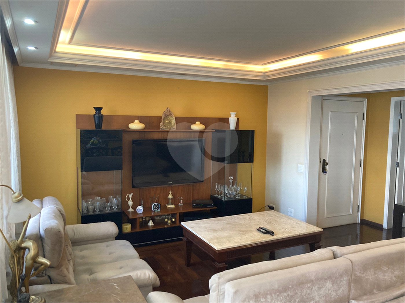 Apartamento à venda com 4 quartos, sendo 1 suíte, em Cidade Mãe do Céu, São Paulo, SP