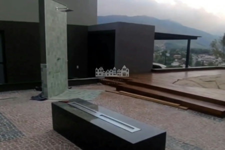 Casa à venda com 3 suítes no condomínio Lá Reserva Atibaia, Atibaia - SP