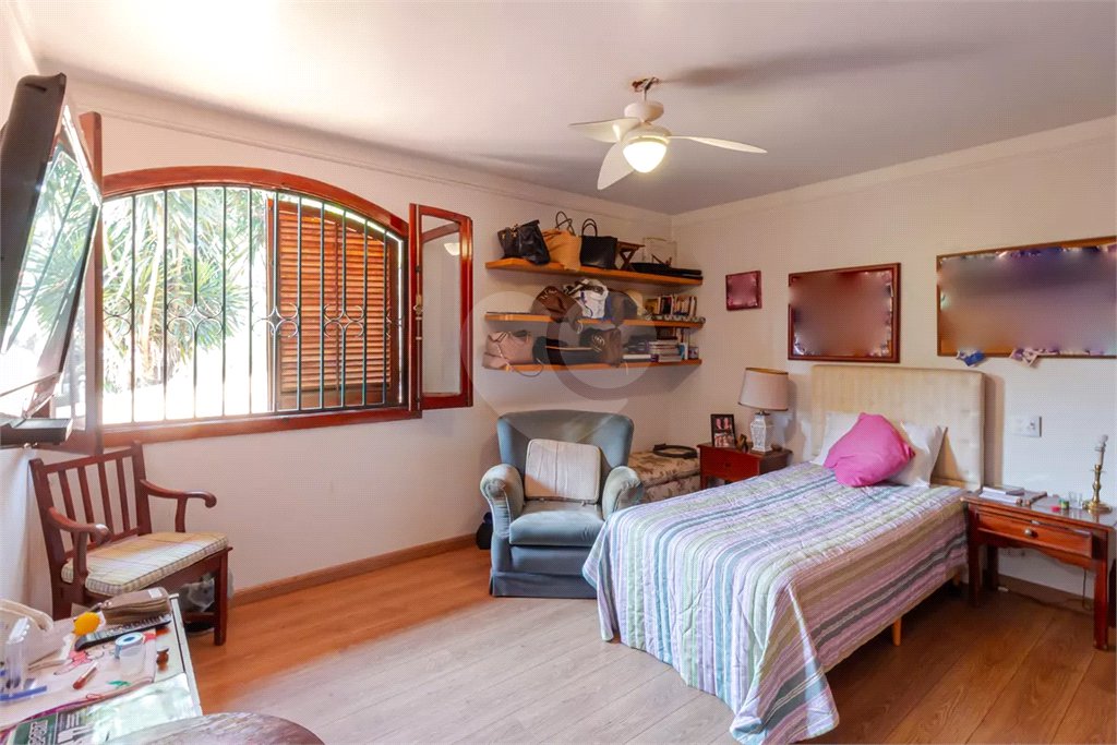 Casa à venda com 4 quartos, sendo 3 suítes,  em Jardim Guedala, São Paulo, SP