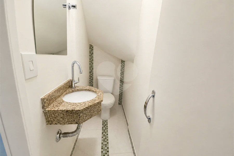 Casa em Condomínio Fechado à Venda na Vila Mazzei | 112 m² úteis | 3 dormitórios | 1 suíte | 2 vagas