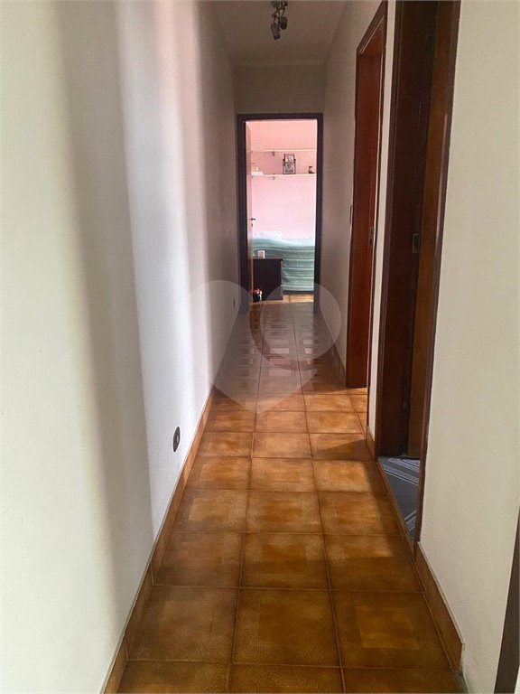 Sobrado à venda com 3 quartos em Jardim Imperador, Suzano, SP