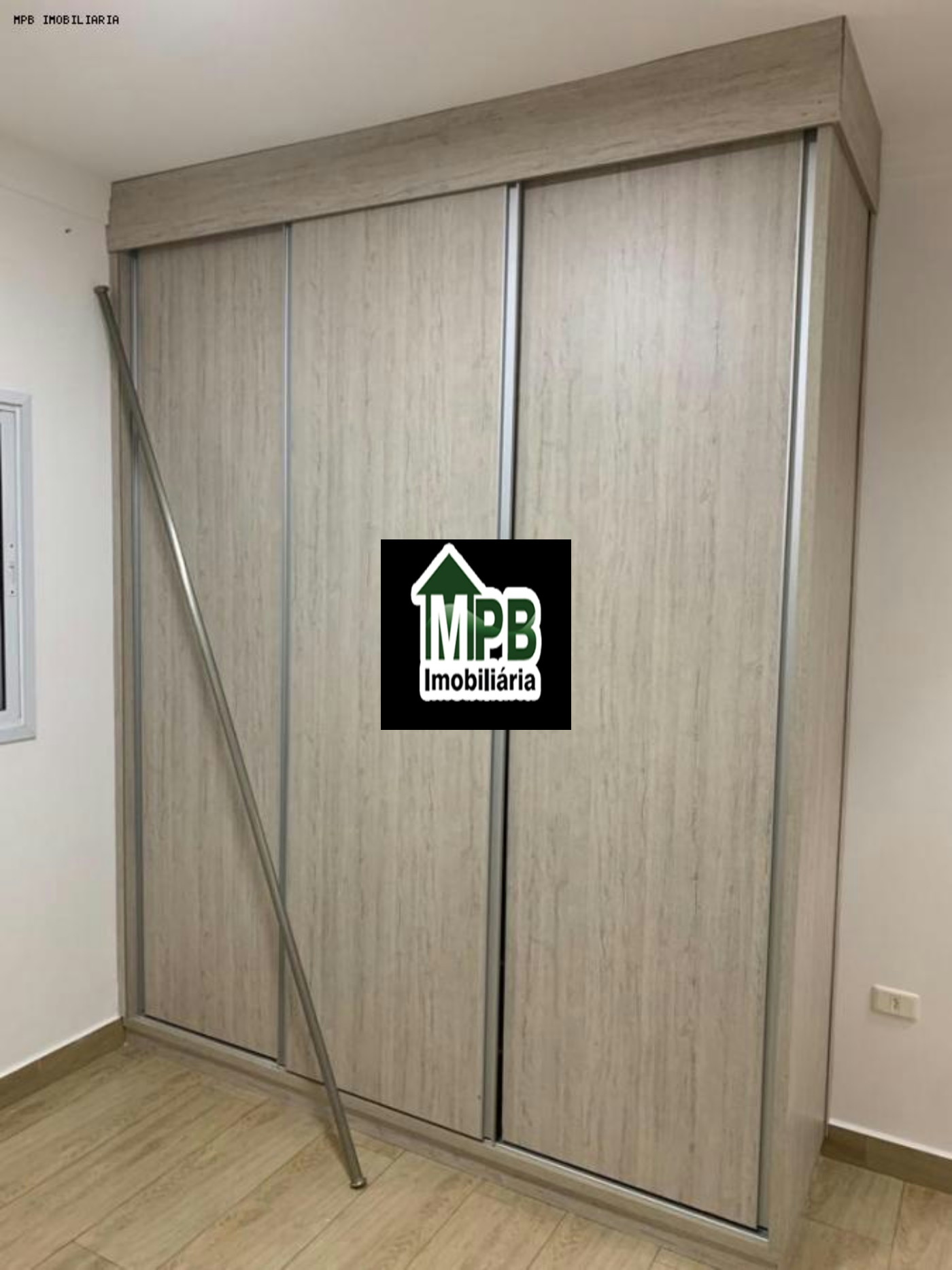 Casa à venda com 2 quartos, sendo 1 suíte,  no condomínio Horto Florestal 2, Sorocaba - SP