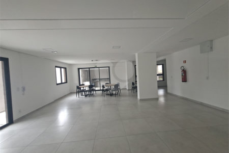 Apartamento à venda com 3 quartos, sendo 1 suíte,  no Centro, Itapetininga, SP