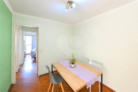 Apartamento à venda com 3 quartos, sendo 1 suíte,  em Chácara Inglesa, São Paulo, SP