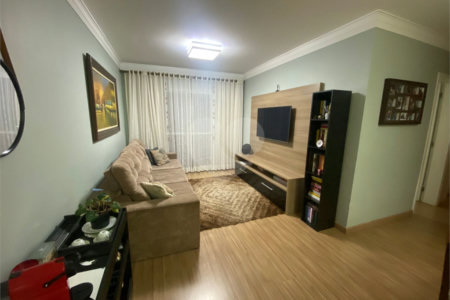 Apartamento à venda com 3 quartos, sendo 1 suíte, em Jardim Aida, Guarulhos, SP