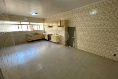 Casa à venda com 2 quartos em Itaim Paulista, São Paulo, SP