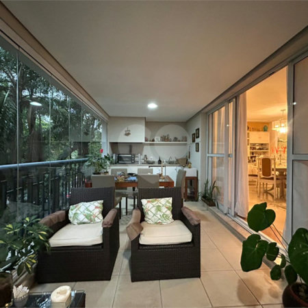 Apartamento para alugar com 3 suítes em Alto da Boa Vista, São Paulo, SP