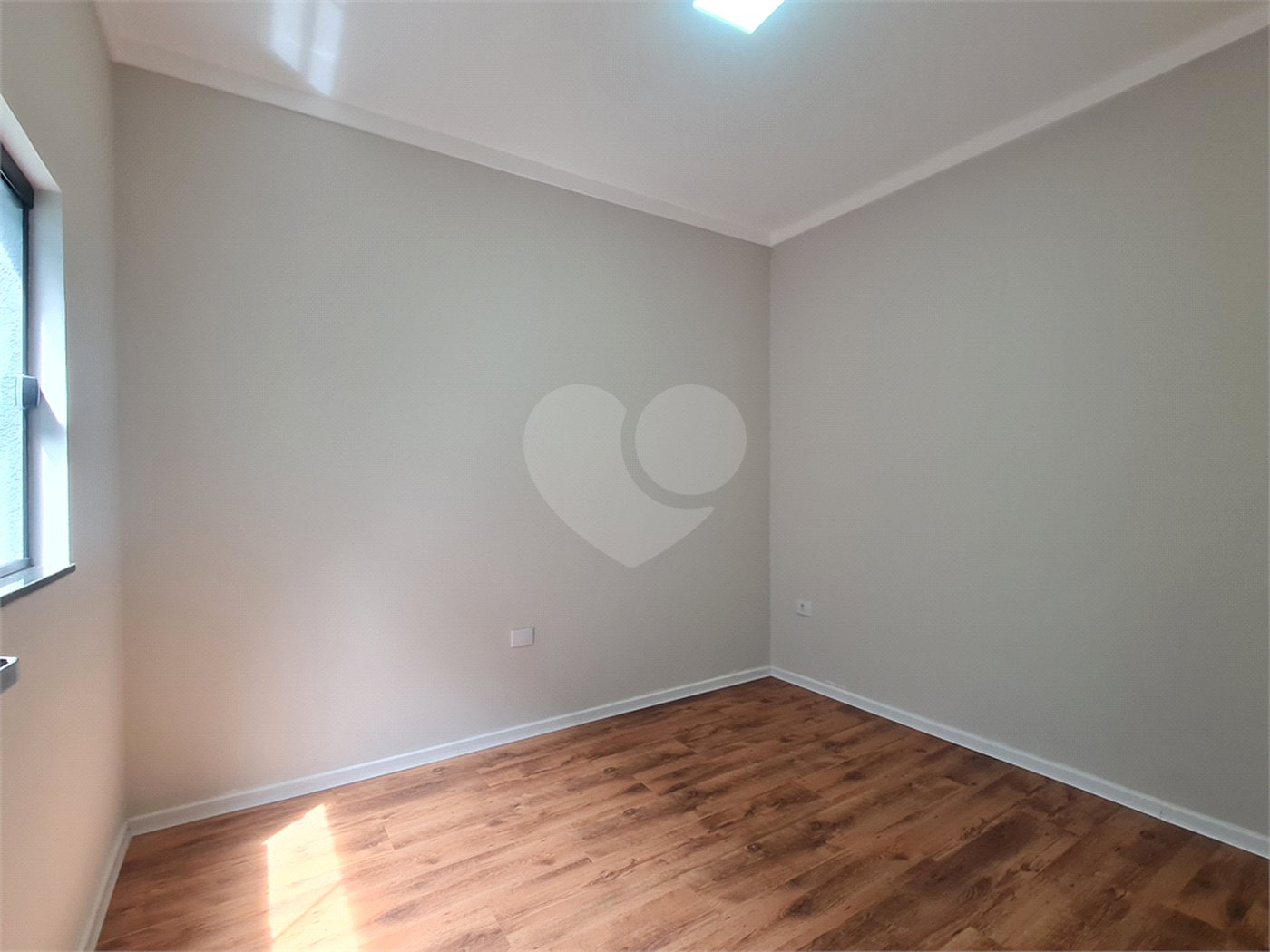 Casa à venda com 3 quartos, sendo 1 suíte,  no condomínio Reserva Ipanema I, Sorocaba - SP