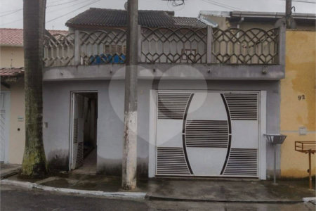 Casa à venda com 5 quartos, sendo 1 suíte, em Jardim Márcia, Suzano, SP