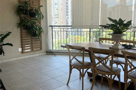 Apartamento à venda com 4 quartos, sendo 2 suítes,  em Brooklin Paulista, São Paulo, SP