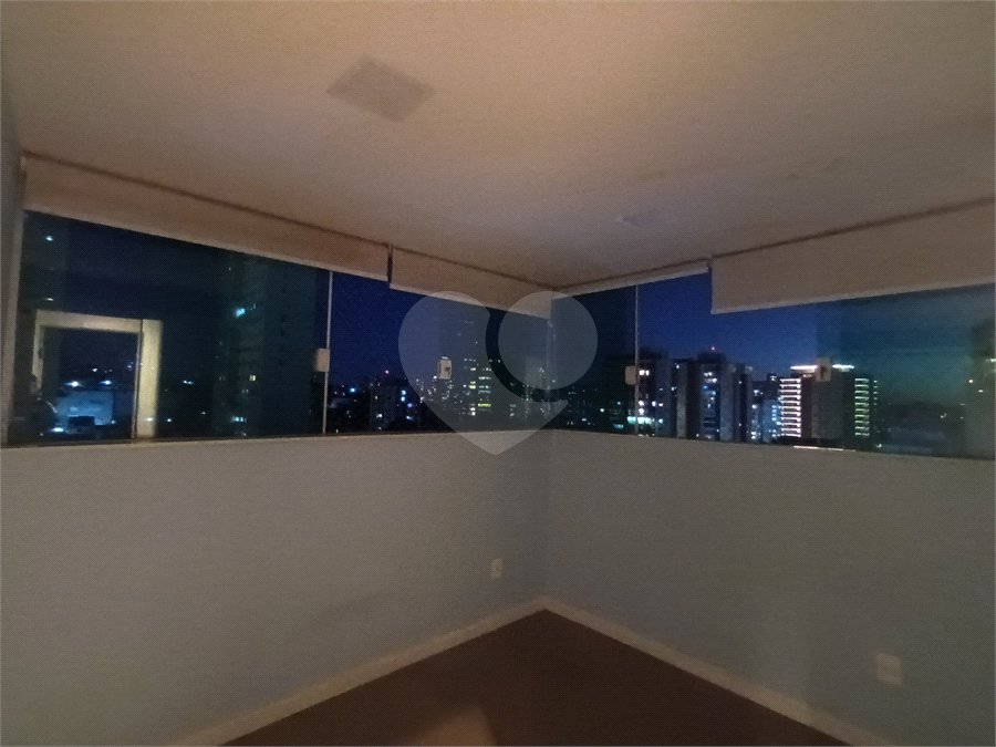 Cobertura à venda com 3 quartos em Vila Romana, São Paulo, SP