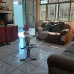 Sobrado à venda com 4 quartos em Vila Correa, Ferraz de Vasconcelos, SP