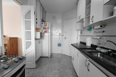 Apartamento à venda com 3 quartos, sendo 1 suíte,  em Vila Romana, São Paulo, SP