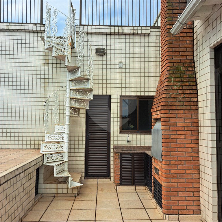 Cobertura à venda com 3 suítes em Enseada, Guarujá, SP