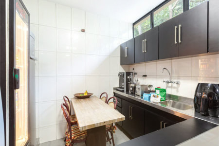 Sobrado à venda com 4 quartos, sendo 3 suítes, em Jardim Guedala, São Paulo, SP