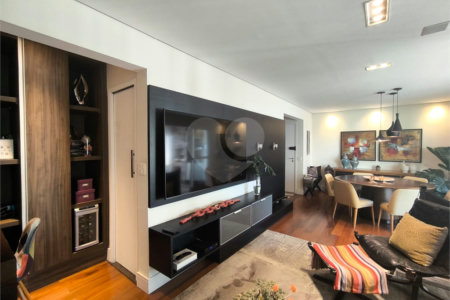 Apartamento à venda com 3 quartos, sendo 1 suíte, no Centro, São Bernardo do Campo, SP