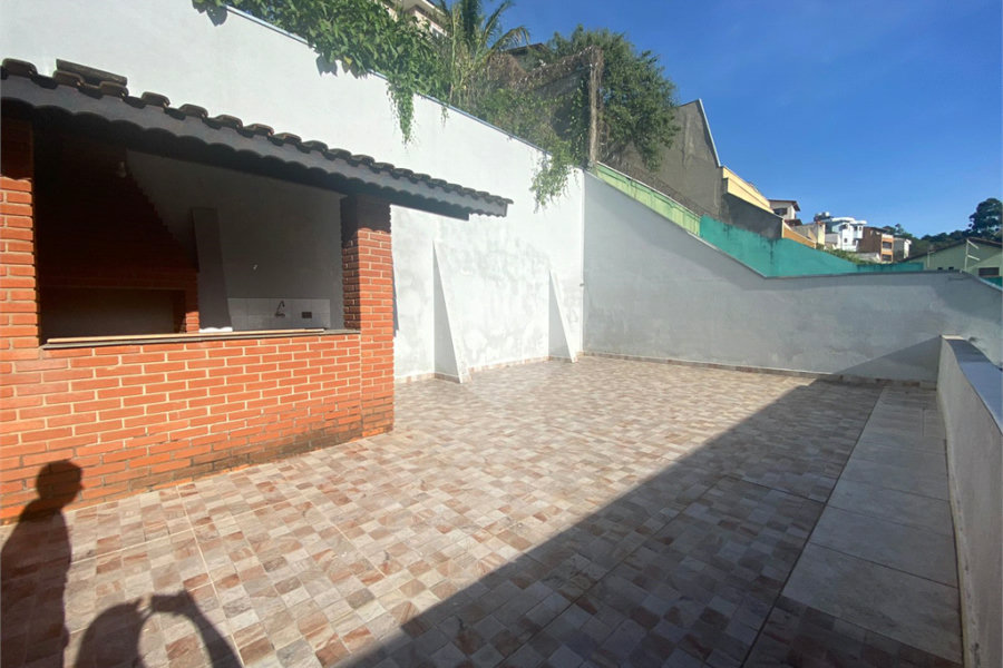 Sobrado à venda com 3 quartos, sendo 1 suíte, em Tremembé, São Paulo, SP