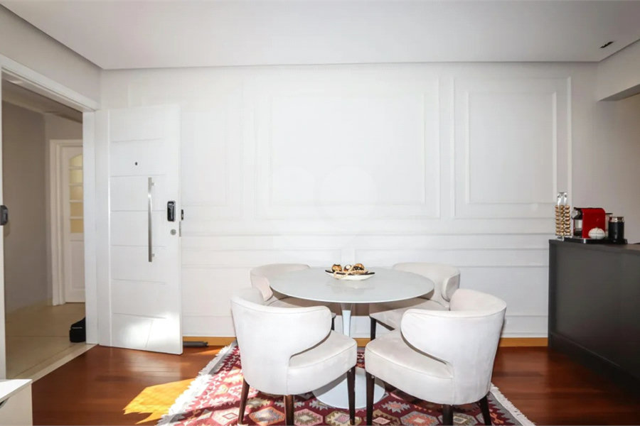 Apartamento à venda com 2 quartos em Bela Vista, São Paulo, SP