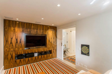 Apartamento à venda com 3 suítes em Campo Belo, São Paulo, SP