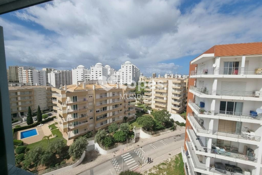 Cobertura T2 à venda em Portimão, Algarve, Portugal – Piscina no rooftop
