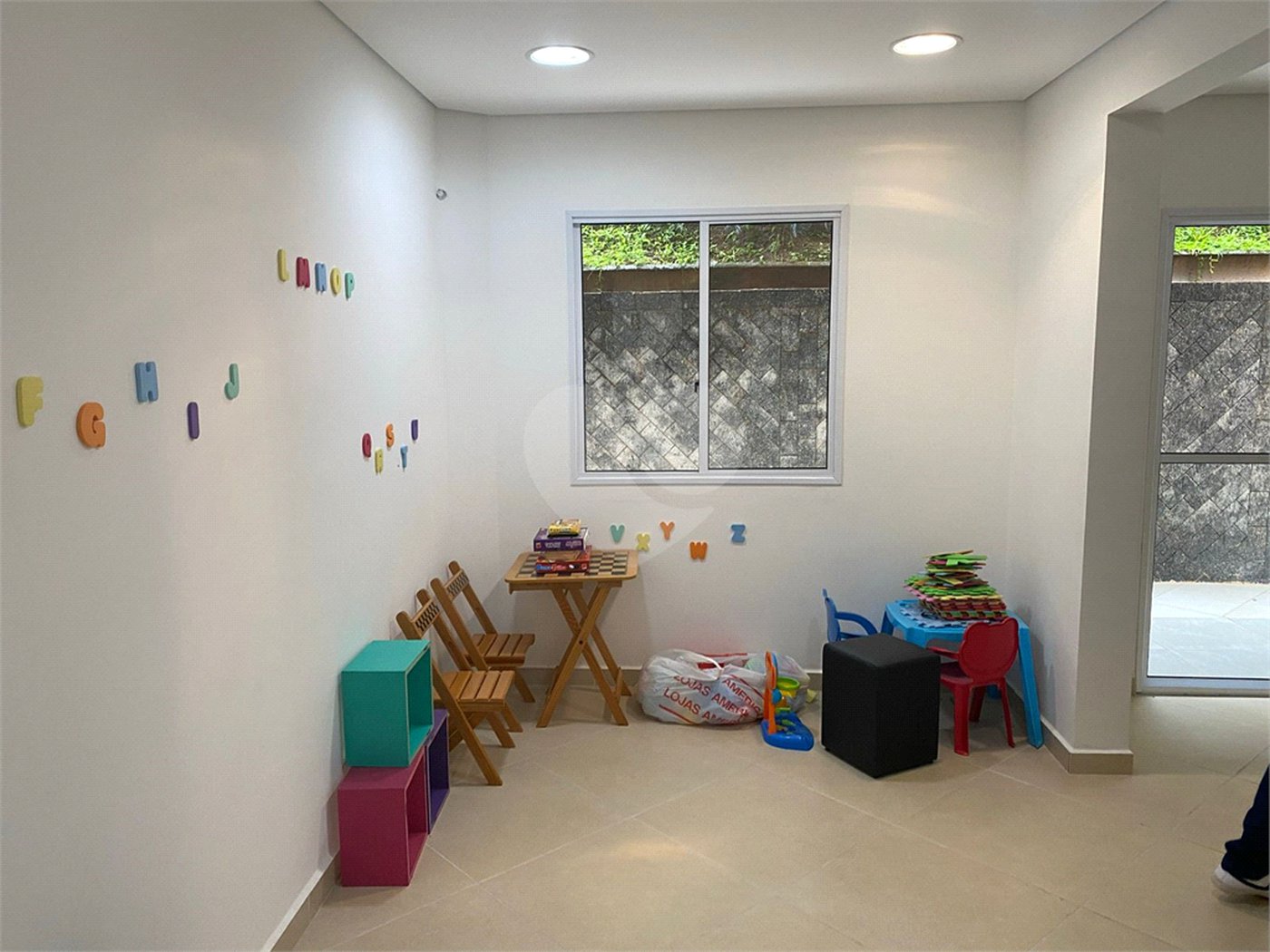 Apartamento à venda com 2 quartos, sendo 1 suíte, em Parque Residencial Nove de Julho, Jundiaí, SP